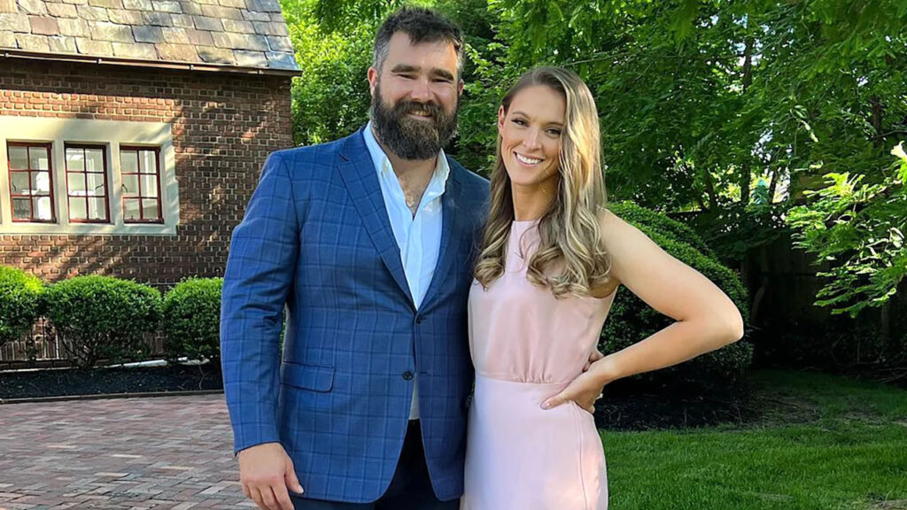 jason-and-kylie-kelce-net-worth