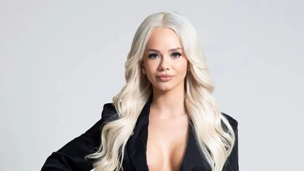 Who Is Elsa Jean